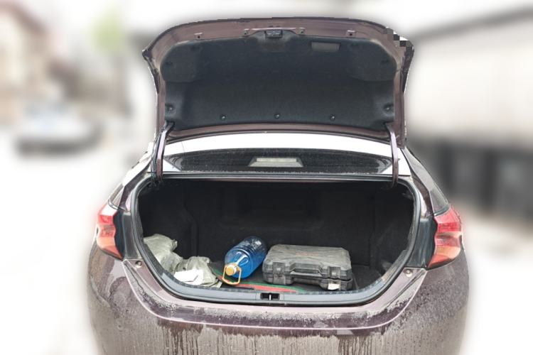 Used Toyota Levin 2016 Dual-Engine 1.8H GS E-CVT Elite Model with Sunroof Trunk