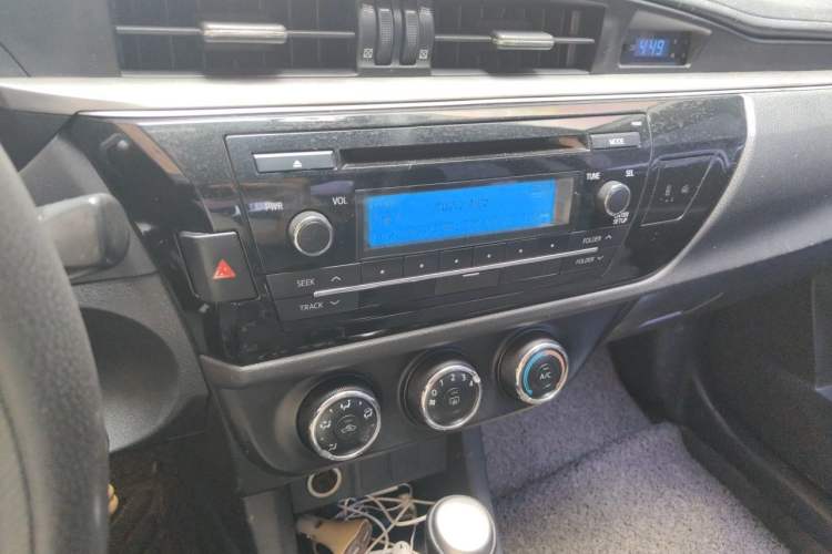 Used Toyota Levin 2016 1.6G CVT Elite Edition Audio And AC Panel