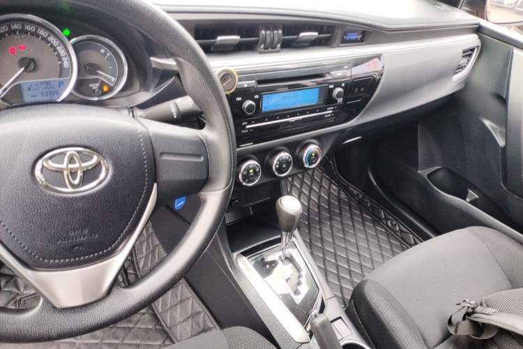 Used Toyota Levin 2016 1.6G CVT Elite Edition Audio And AC Panel