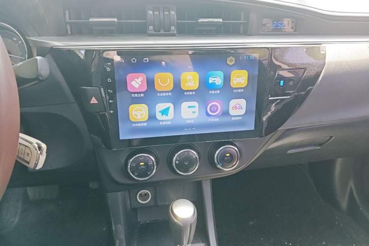Used Toyota Levin 2016 1.6G CVT Elite Edition Audio And AC Panel
