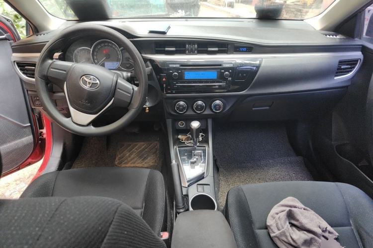 Used Toyota Levin 2016 1.6G CVT Elite Edition Center Console