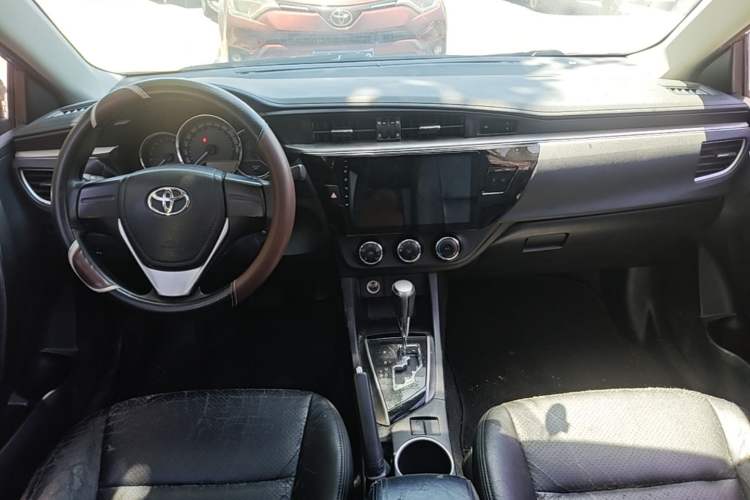 Used Toyota Levin 2016 1.6G CVT Elite Edition Center Console