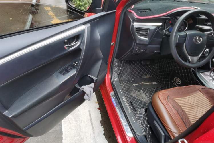 Used Toyota Levin 2016 1.6G CVT Elite Edition Driver Seat