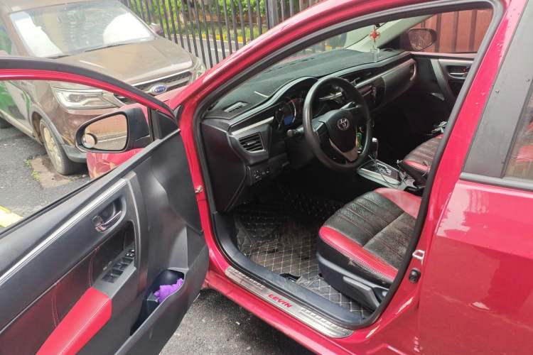 Used Toyota Levin 2016 1.6G CVT Elite Edition Driver Seat