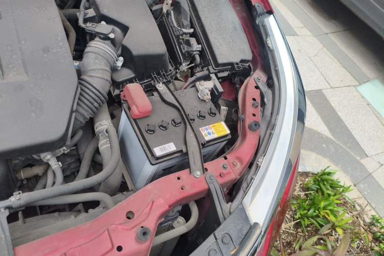 Used Toyota Levin 2016 1.6G-L CVT Leading Edition Engine Bay Left