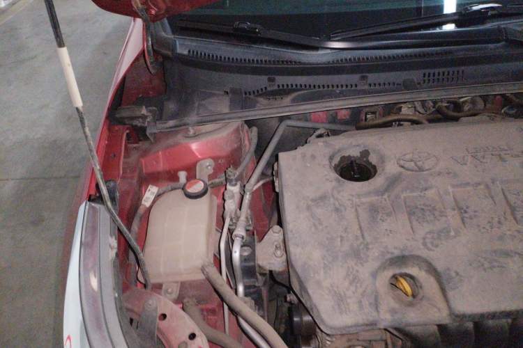 Used Toyota Levin 2016 1.6G CVT Elite Edition Engine Bay Right