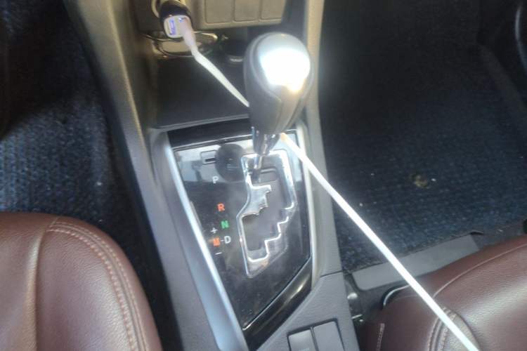 Used Toyota Levin 2016 1.6G CVT Elite Edition Gear Lever