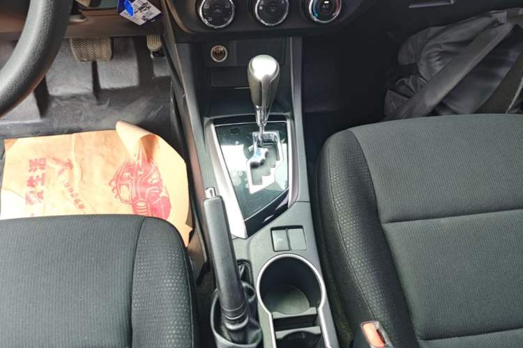 Used Toyota Levin 2016 1.6G CVT Elite Edition Gear Lever