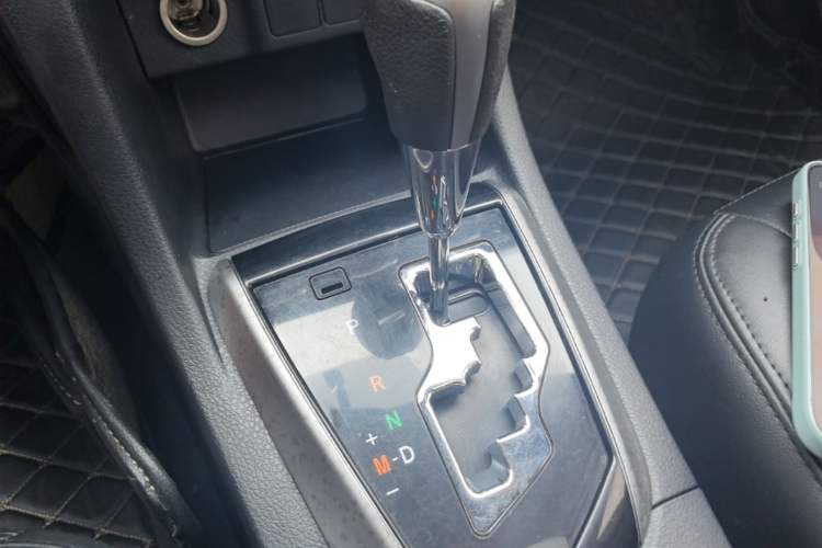 Used Toyota Levin 2016 1.6G CVT Elite Edition Gear Lever