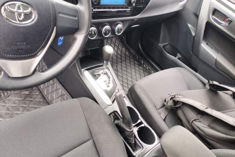 Used Toyota Levin 2016 1.6G CVT Elite Edition Gear Lever