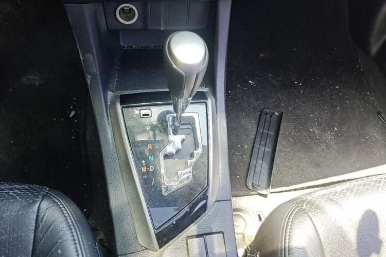Used Toyota Levin 2016 1.6G CVT Elite Edition Gear Lever