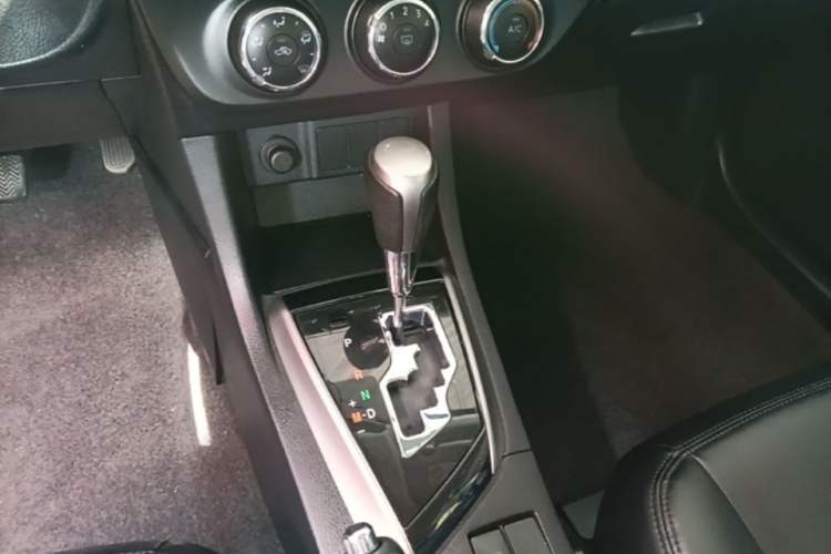 Used Toyota Levin 2016 1.6G CVT Elite Edition Gear Lever