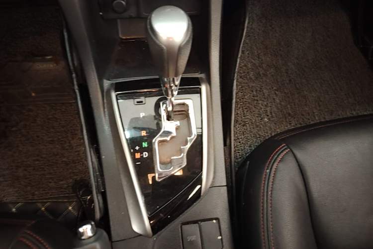 Used Toyota Levin 2016 1.6G CVT Elite Edition Gear Lever