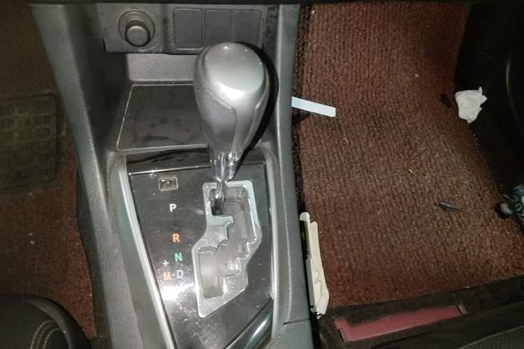 Used Toyota Levin 2016 1.6G-L CVT Leading Edition Gear Lever
