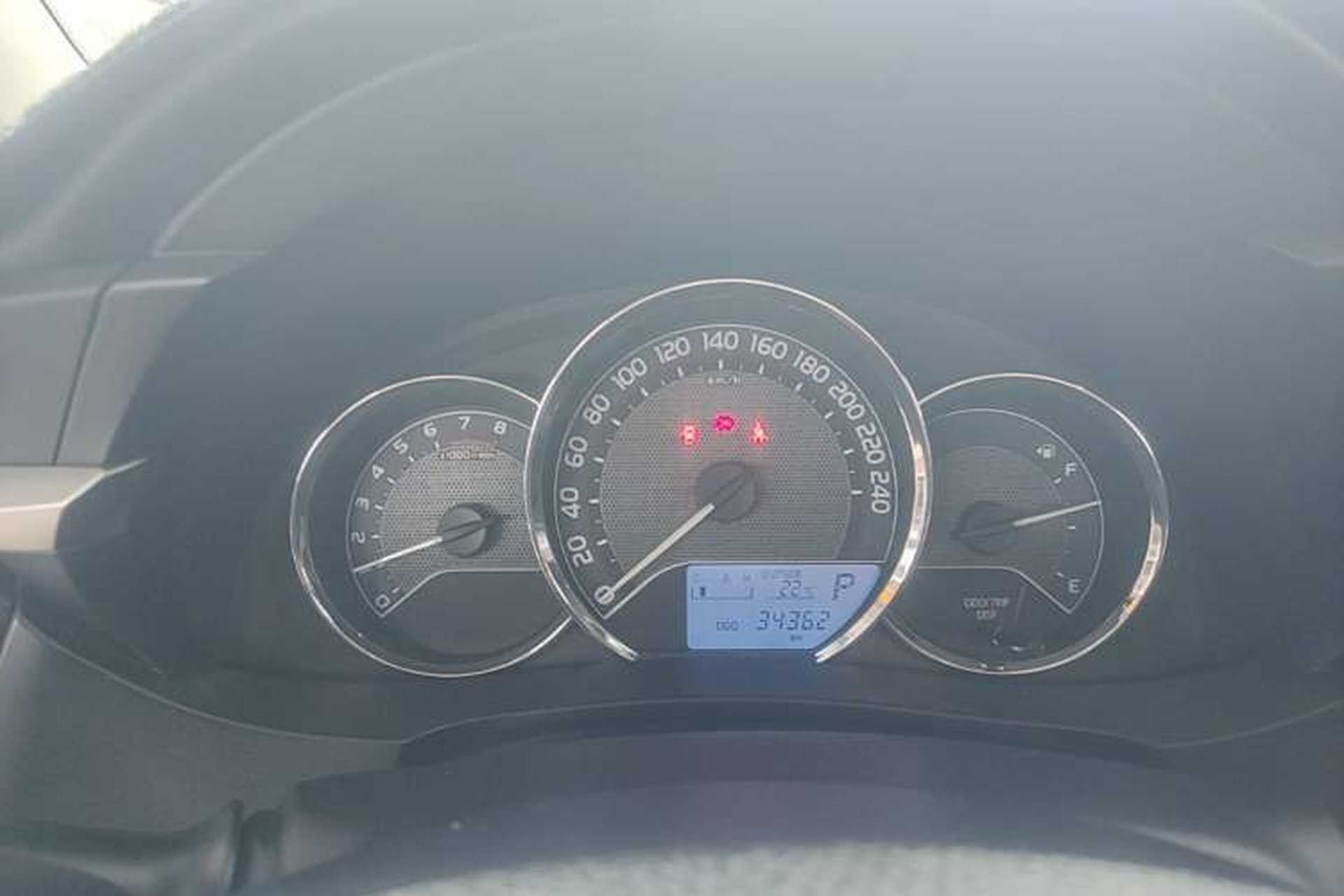 Used Toyota Levin 2016 1.6G CVT Elite Edition Instrument Cluster