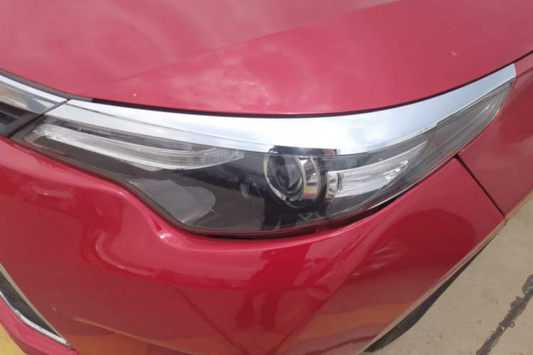 Used Toyota Levin 2016 1.6G CVT Elite Edition Left Front Headlight