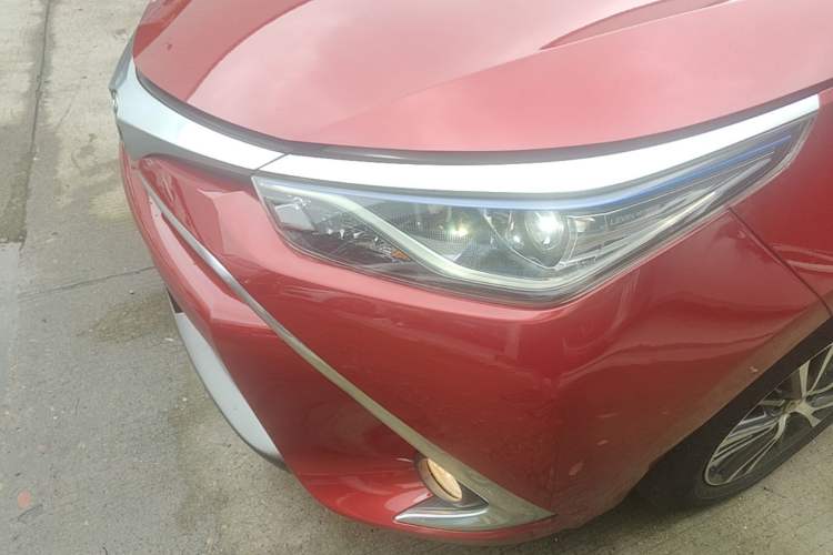 Used Toyota Levin 2016 Dual-Engine 1.8H GS E-CVT Elite Model with Sunroof Left Front Headlight
