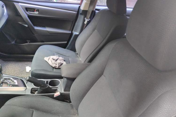 Used Toyota Levin 2016 1.6G CVT Elite Edition Left Front Seat