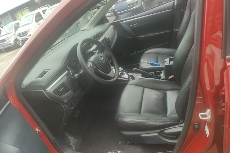 Used Toyota Levin 2016 Dual-Engine 1.8H GS E-CVT Elite Model with Sunroof Left Front Seat