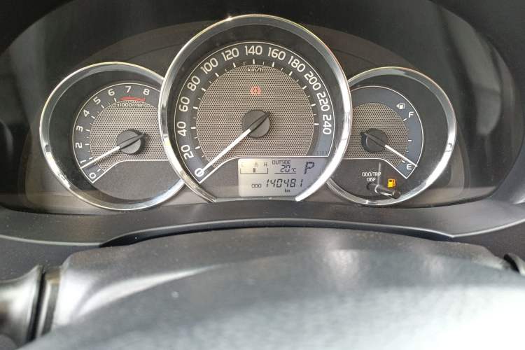 Used Toyota Levin 2016 1.6G CVT Elite Edition Odometer Close Up