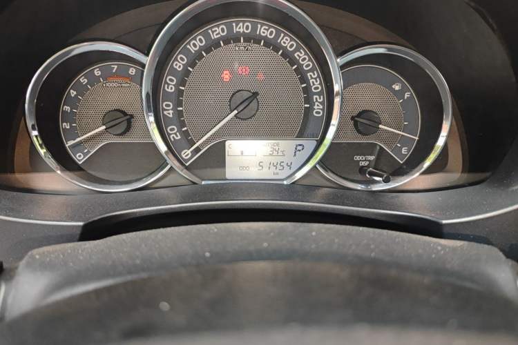 Used Toyota Levin 2016 1.6G CVT Elite Edition Odometer Close Up