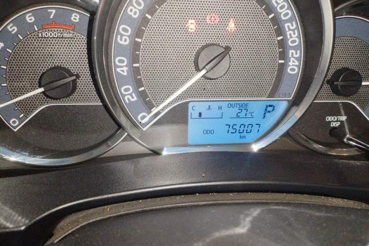 Used Toyota Levin 2016 1.6G CVT Elite Edition Odometer Close Up