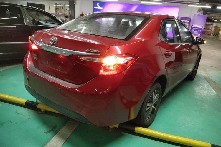 Used Toyota Levin 2016 1.6G-L CVT Leading Edition Rear Right 45 Deg