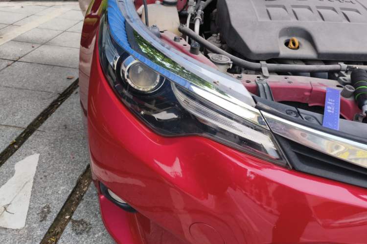 Used Toyota Levin 2016 1.6G CVT Elite Edition Right Front Headlight