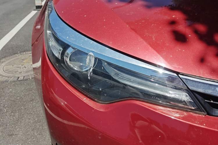 Used Toyota Levin 2016 1.6G CVT Elite Edition Right Front Headlight