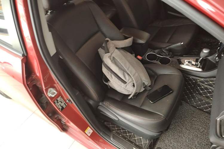 Used Toyota Levin 2016 1.6G CVT Elite Edition Right Front Seat