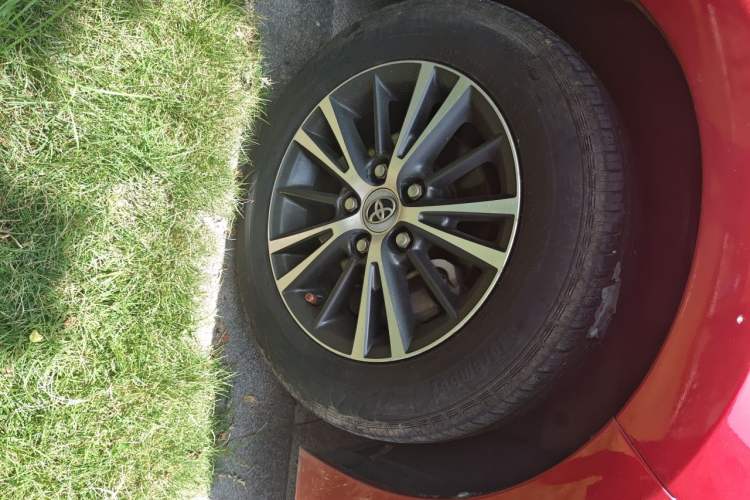 Used Toyota Levin 2016 1.6G CVT Elite Edition Right Front Wheel Hub