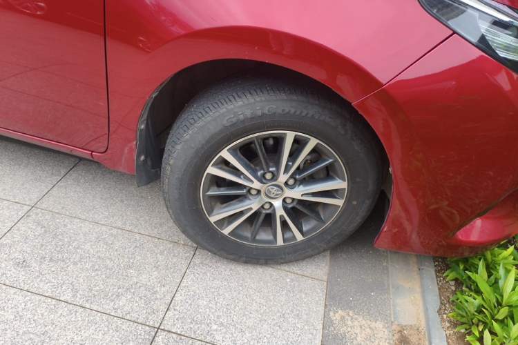 Used Toyota Levin 2016 1.6G-L CVT Leading Edition Right Front Wheel Hub