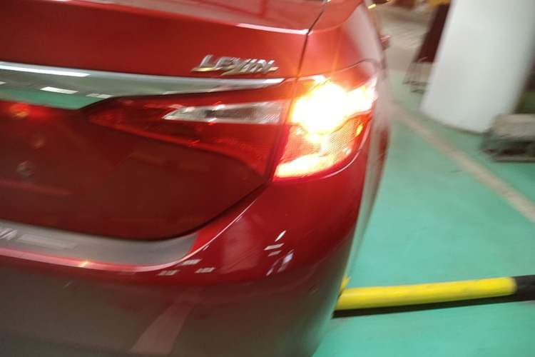 Used Toyota Levin 2016 1.6G-L CVT Leading Edition Right Rear Taillight