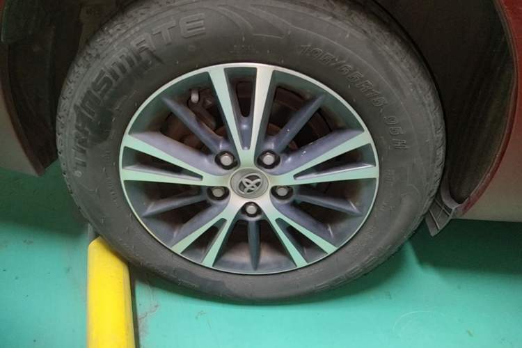 Used Toyota Levin 2016 1.6G-L CVT Leading Edition Right Rear Wheel Hub