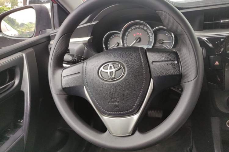 Used Toyota Levin 2016 1.6G CVT Elite Edition Steering Wheel