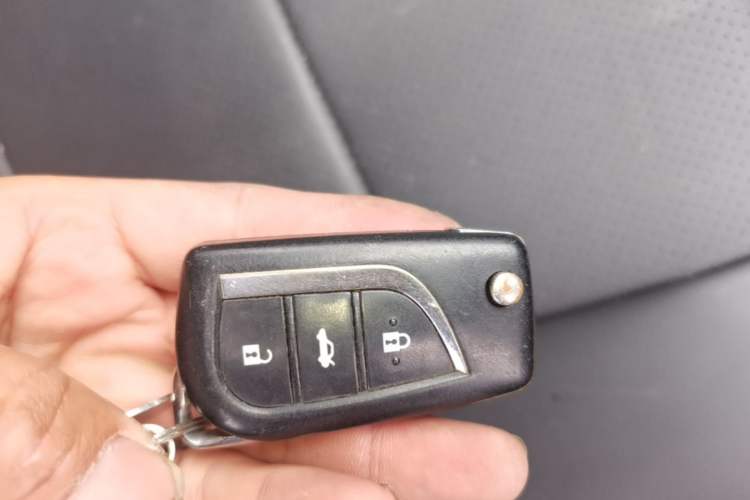 Used Toyota Levin 2016 1.6G CVT Elite Edition Vehicle Key