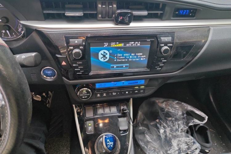 Used Toyota Levin 2016 Dual-Engine 1.8H V E-CVT Luxury Edition Audio And AC Panel