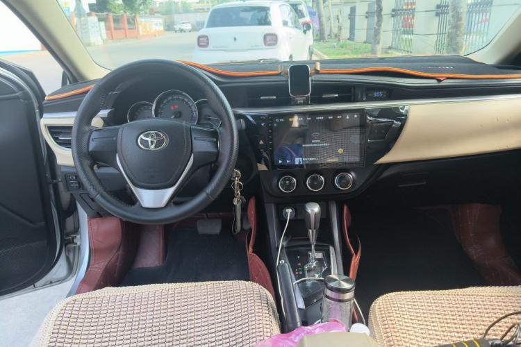 Used Toyota Levin 2016 1.6G CVT Elite Edition Center Console