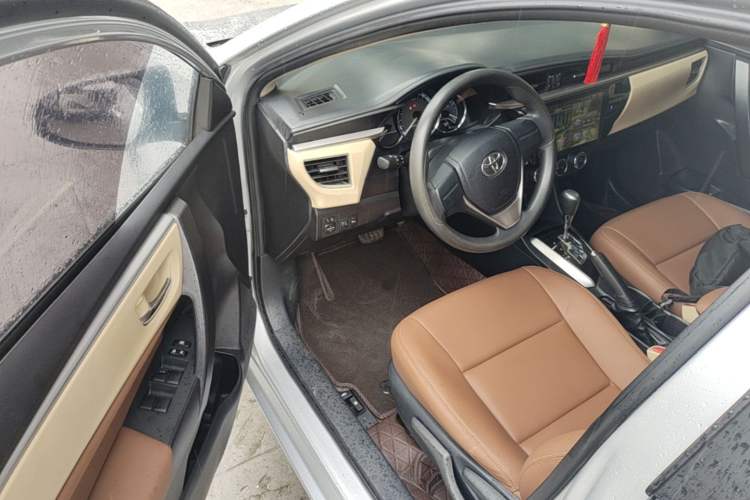 Used Toyota Levin 2016 1.6G CVT Elite Edition Driver Seat