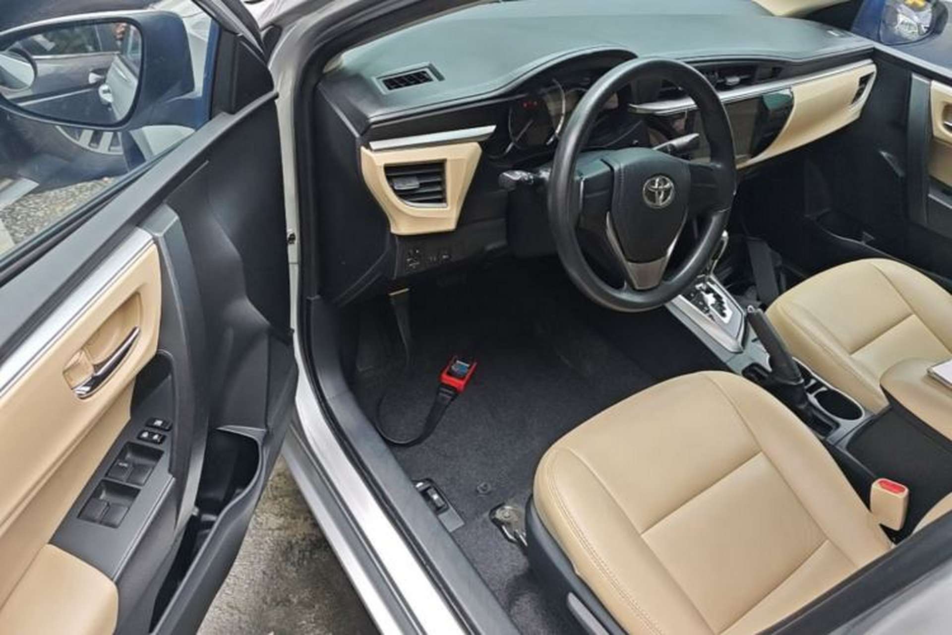 Used Toyota Levin 2016 1.6G CVT Elite Edition Driver Seat