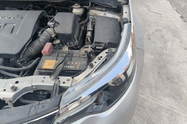 Used Toyota Levin 2016 1.6G CVT Elite Edition Engine Bay Left