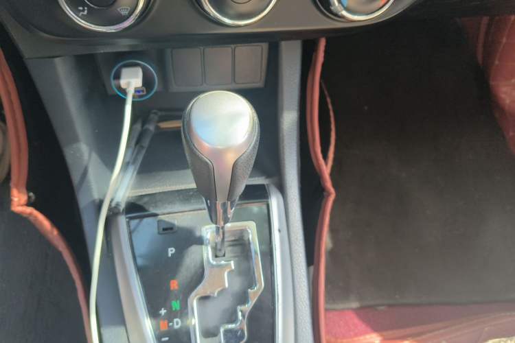 Used Toyota Levin 2016 1.6G CVT Elite Edition Gear Lever