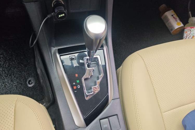 Used Toyota Levin 2016 1.6G CVT Elite Edition Gear Lever
