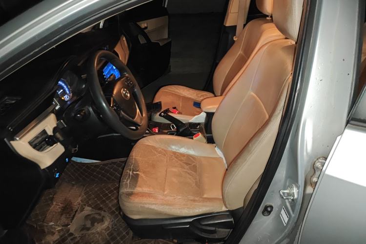 Used Toyota Levin 2016 Dual-Engine 1.8H GS E-CVT Elite Model with Sunroof Left Front Seat