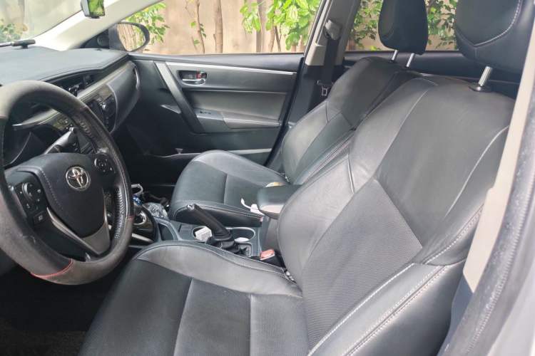 Used Toyota Levin 2016 Dual-Engine 1.8H V E-CVT Luxury Edition Left Front Seat