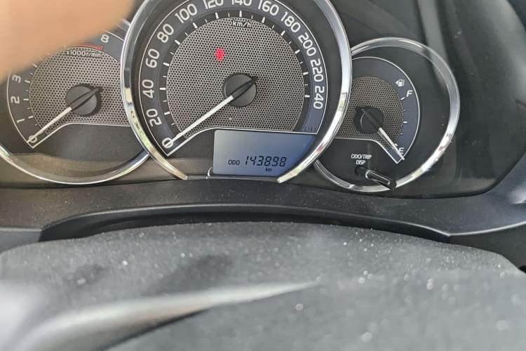 Used Toyota Levin 2016 1.6G CVT Elite Edition Odometer Close Up