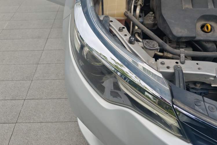 Used Toyota Levin 2016 1.6G CVT Elite Edition Right Front Headlight