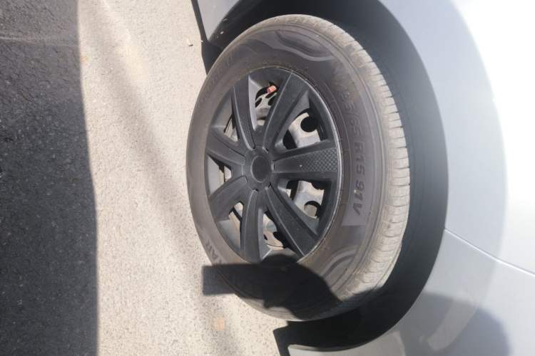 Used Toyota Levin 2016 1.6E CVT New Edition Right Front Wheel Hub
