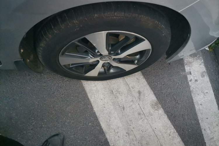 Used Toyota Levin 2016 Dual-Engine 1.8H GS-L E-CVT Leading Edition Right Front Wheel Hub