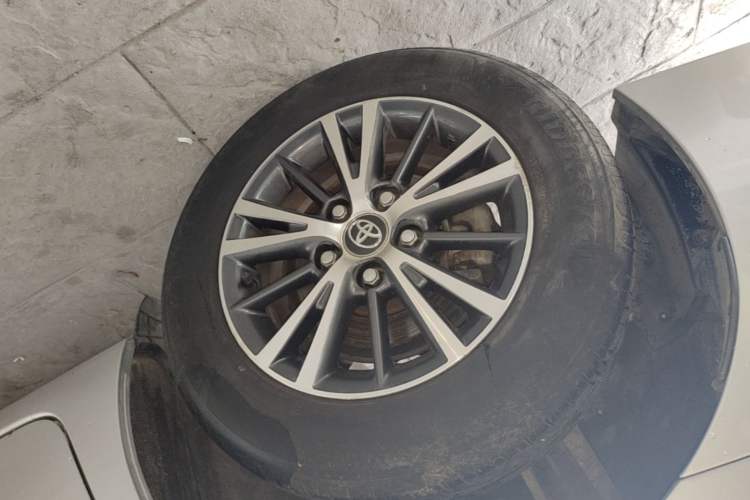Used Toyota Levin 2016 1.6G CVT Elite Edition Right Rear Wheel Hub